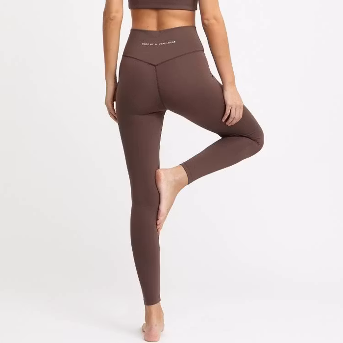 Yogaleggings Tyra Truffle Matte - DOM