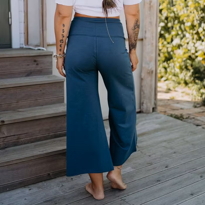 Byxor Wavy cropped Orion blue