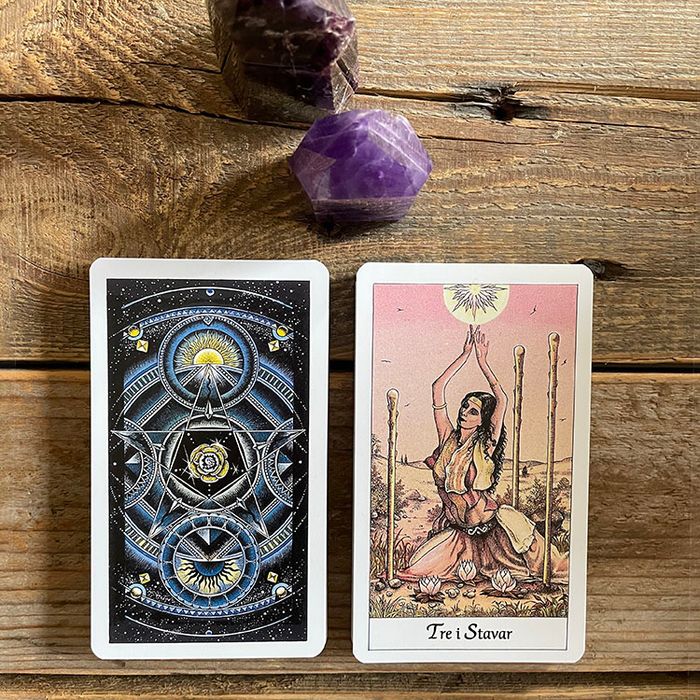 Tarotkort på svenska Cosmic Tarot