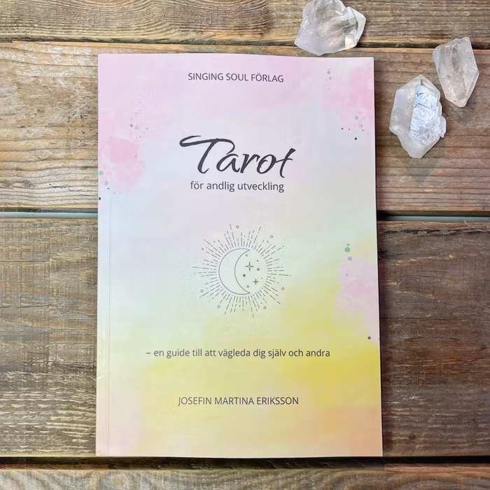 Bok Tarot för andlig utveckling - Josefin Martina Eriksson