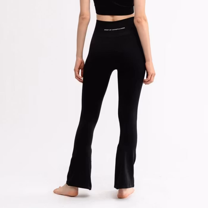 Yogaleggings Gloria Flare ribbed Seamless black - DOM