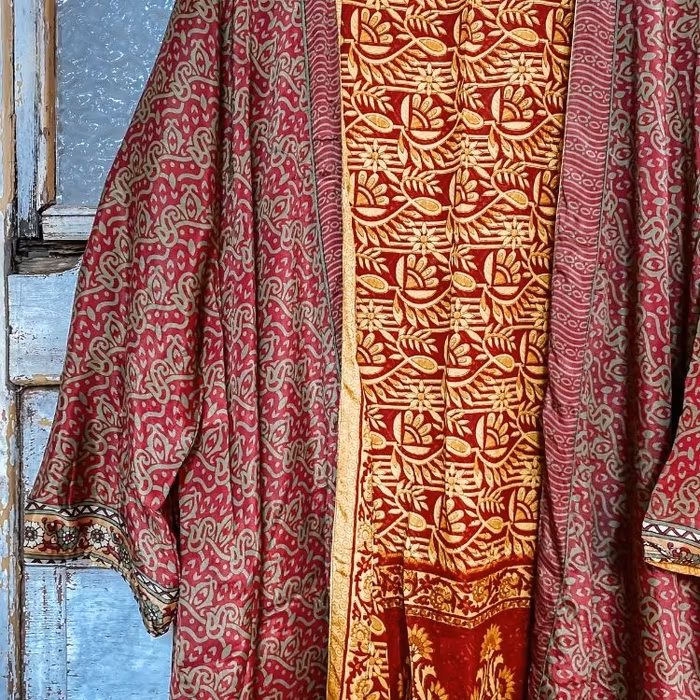 Kimono VÄNDBAR återvunnet silke Nr 17