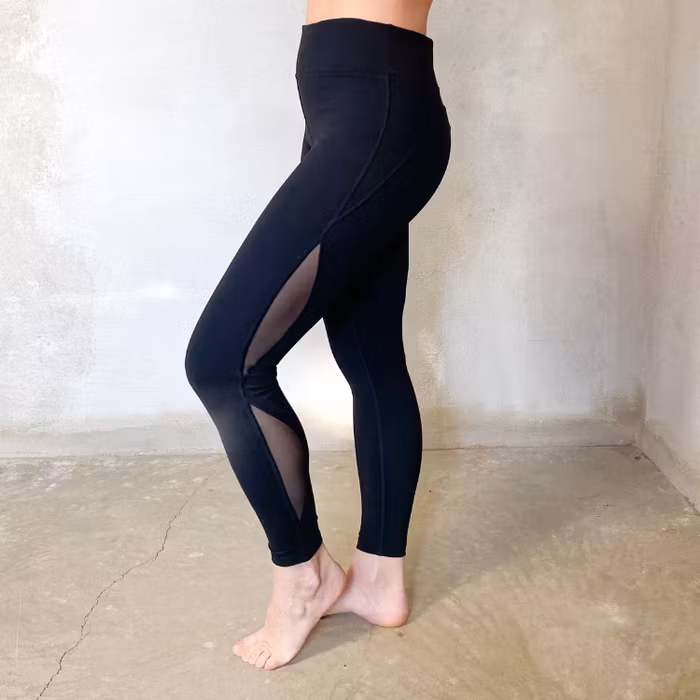 Yogaleggings Infinity Side Mesh Panel Black - Dharma Bums