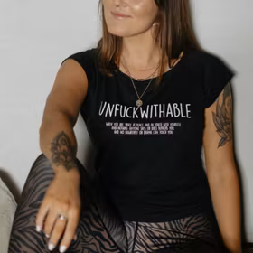 T-shirt Unfuckwithable Svart - Soul Factory T-shirt Unfuckwithable Svart - Soul Factory