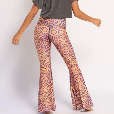 Yogaleggings Purple Awakening Crop Bell Bottom - Teeki Yogaleggings Purple Awakening Crop Bell Bottom - Teeki