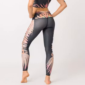 Yogaleggings Jungle Eyes Hot Pant - Teeki Yogaleggings Jungle Eyes Hot Pant - Teeki