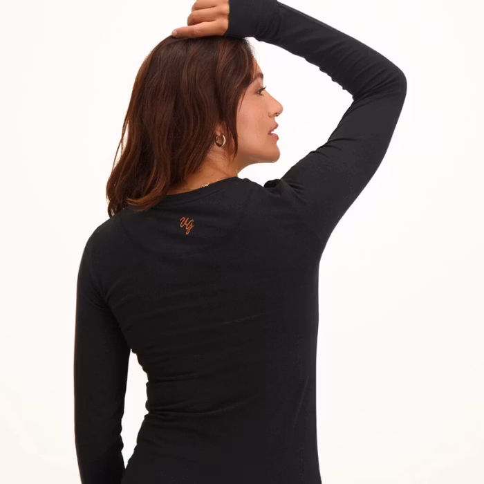 Yogatröja Karuna OM Longsleeve Urban Black - Urban Goddess