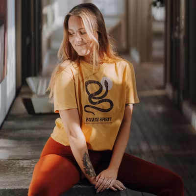 T-shirt Snake Spirit Gold Ochre - Soul Factory T-shirt Snake Spirit Gold Ochre - Soul Factory