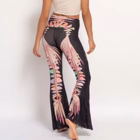 Yogaleggings Jungel Eyes Crop Bell Bottom - Teeki Yogaleggings Jungel Eyes Crop Bell Bottom - Teeki