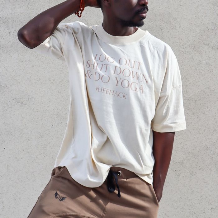 T-shirt Unisex Log Out Shut Down & Do Yoga Natural Raw - Soul Factory