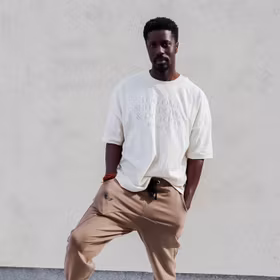 T-shirt Unisex Log Out Shut Down & Do Yoga Natural Raw - Soul Factory T-shirt Unisex Log Out Shut Down & Do Yoga Natural Raw - Soul Factory