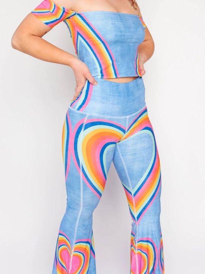 Yogaleggings Bell bottoms Rainbow Love - Yoga Democracy