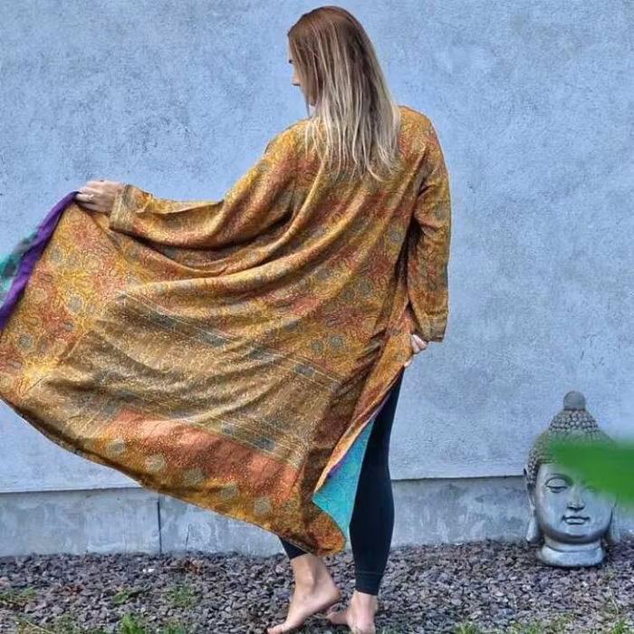 Kimono VÄNDBAR återvunnet silke Nr 93