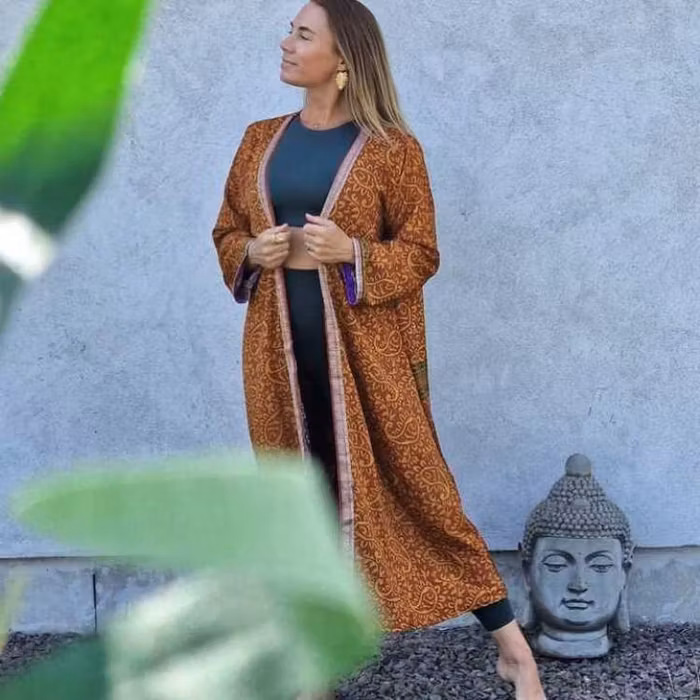 Kimono VÄNDBAR återvunnet silke Nr 95