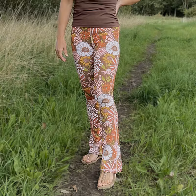 Yogaleggings Flares Hippie Garden - Soul Factory Yogaleggings Flares Hippie Garden - Soul Factory