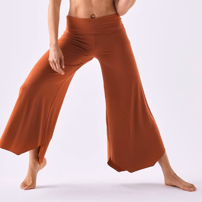 Yogabyxa Tulip Flare Pant Clay - Dharma Bums