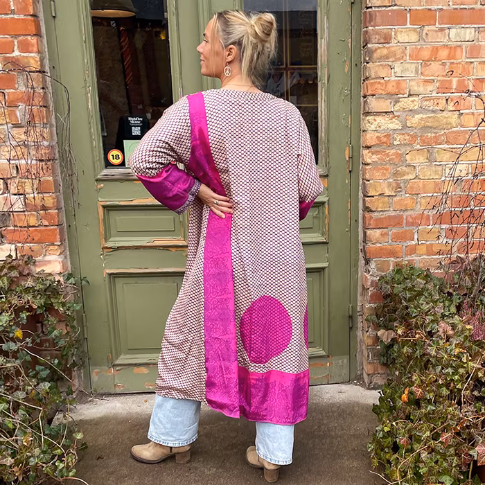 Kimono VÄNDBAR återvunnet silke Nr 157