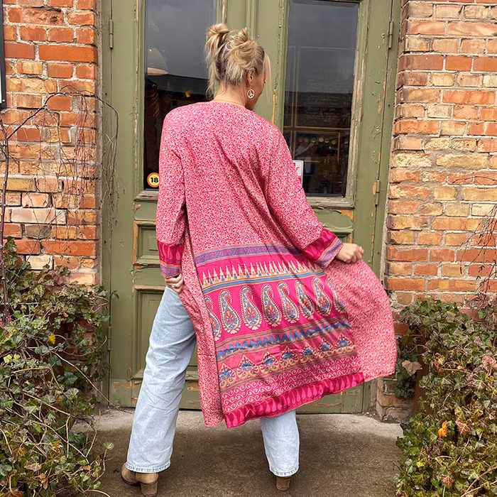 Kimono VÄNDBAR återvunnet silke Nr 157