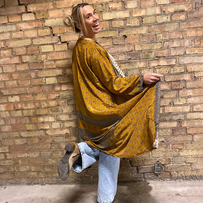 Kimono VÄNDBAR återvunnet silke Nr 187