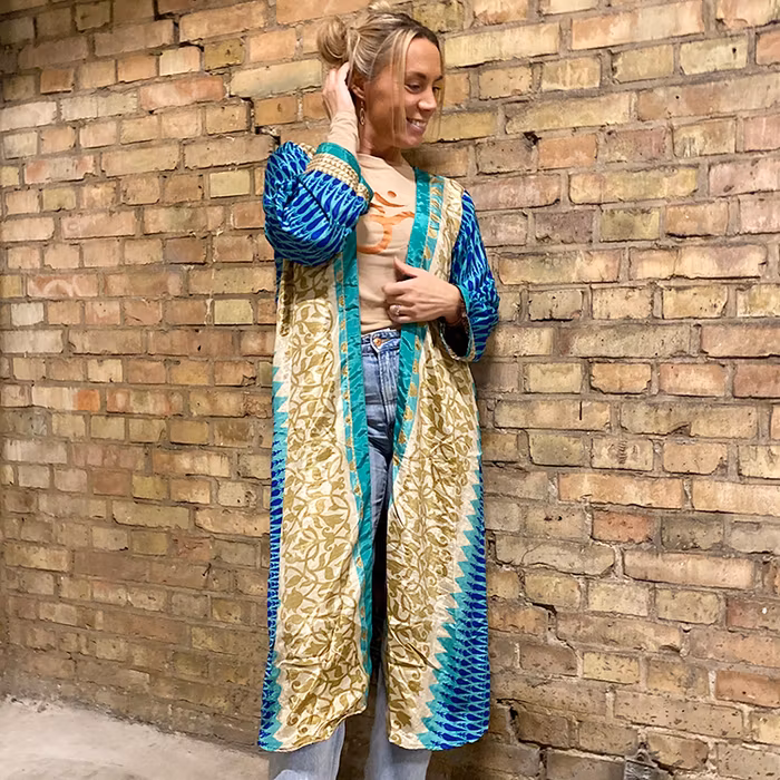 Kimono VÄNDBAR återvunnet silke Nr 179