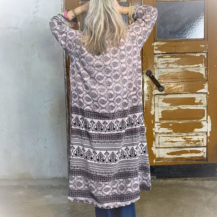 Kimono VÄNDBAR återvunnet silke Nr 216