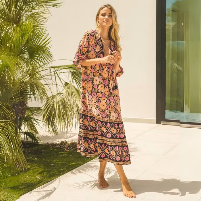 Klänning Apricot Blossom Print Liliana Midi dress - Jaase