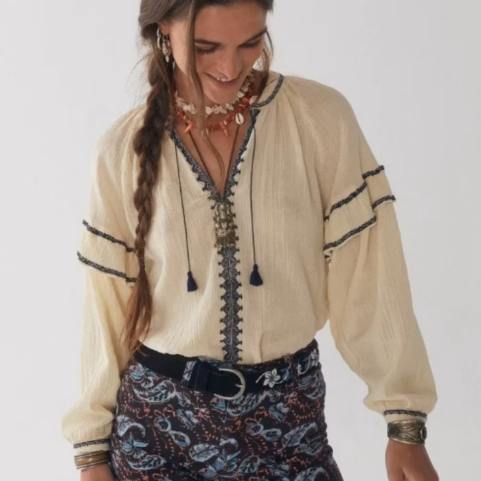 Blus Antoinette Macaron Créme - Maison Hotel