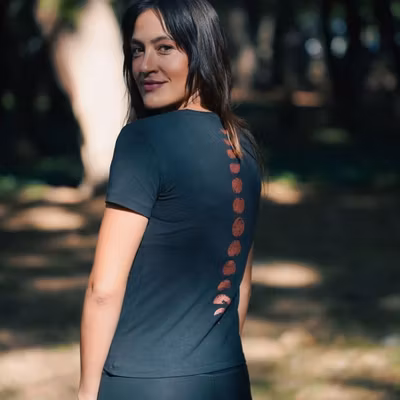 Yogatopp Luna tee black - Urban Goddess