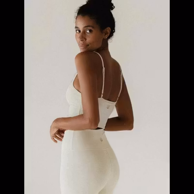 Yoga-BH Ester Bamboo Crop Top Oatmeal - Studio K Yoga-BH Ester Bamboo Crop Top Oatmeal - Studio K