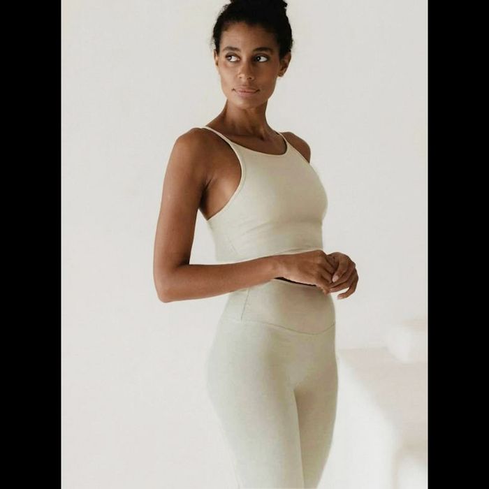 Yoga-BH Ester Bamboo Crop Top Oatmeal - Studio K