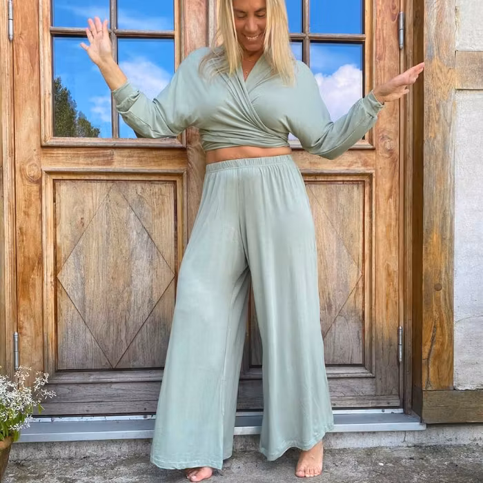 Byxor Bamboo Flow Pants Sage - Mad Peach