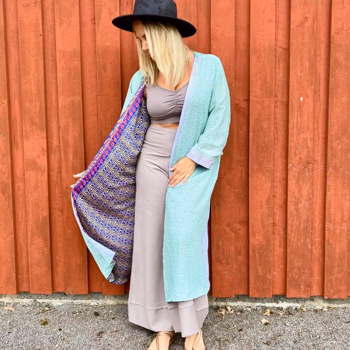 Kimono VÄNDBAR återvunnet silke Nr 178