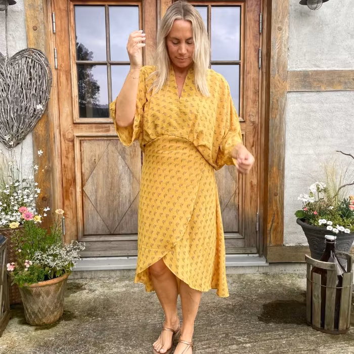 Klänning Sita återvunnen sari Nr 95