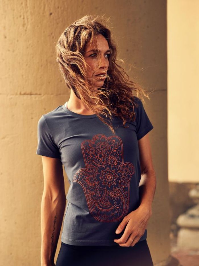 Yogatopp Hamsa Core Tee Ash - Urban Goddess