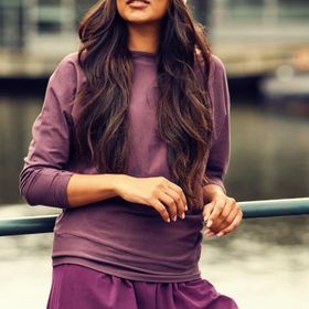 Yogatröja Budhi Longsleeve Berry- Urban Goddess