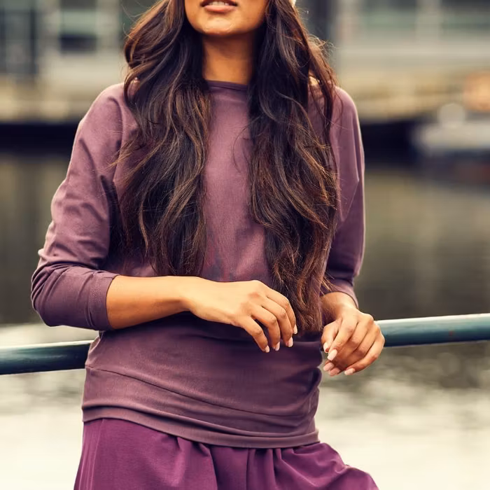 Yogatröja Budhi Longsleeve Berry- Urban Goddess