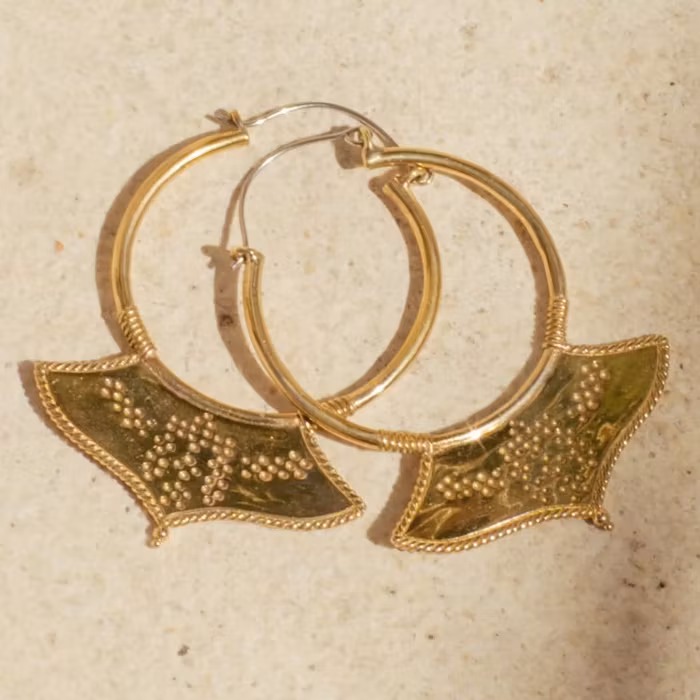 Örhänge Ashia Hoops- Nakila Collective