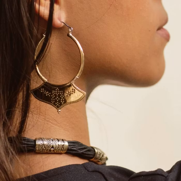 Örhänge Ashia Hoops- Nakila Collective