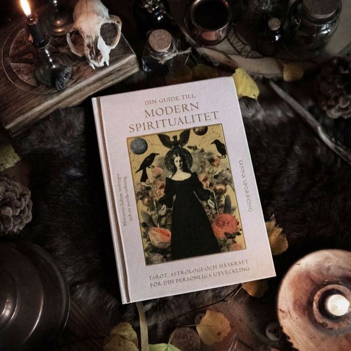 Bok "Din guide till modern spiritualitet" - Sanna Sporrong