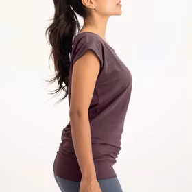 Yogatopp Asana Tee Berry - Urban Goddess Yogatopp Asana Tee Berry - Urban Goddess