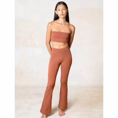 Yogaleggings Lola Bamboo Flares Cinnamon - Studio K Yogaleggings Lola Bamboo Flares Cinnamon - Studio K