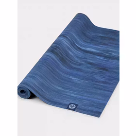 Yogamatta eKO SuperLite Travelmat 1,5 mm Blue Moon Marble - Manduka Yogamatta eKO SuperLite Travelmat 1,5 mm Blue Moon Marble - Manduka