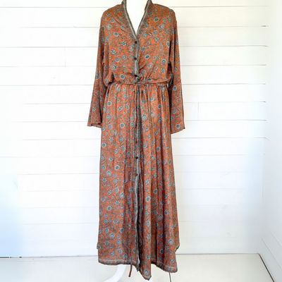 Klänning Lalita återvunnen sari Nr 84