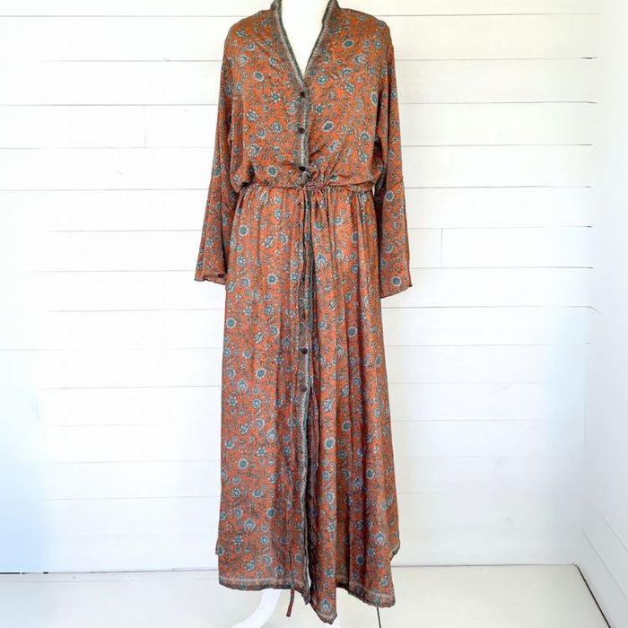 Klänning Lalita återvunnen sari Nr 84