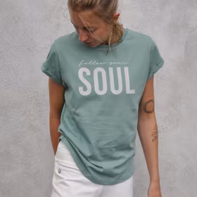 T-shirt "Follow Your Soul" Mintgrön - Soul Factory