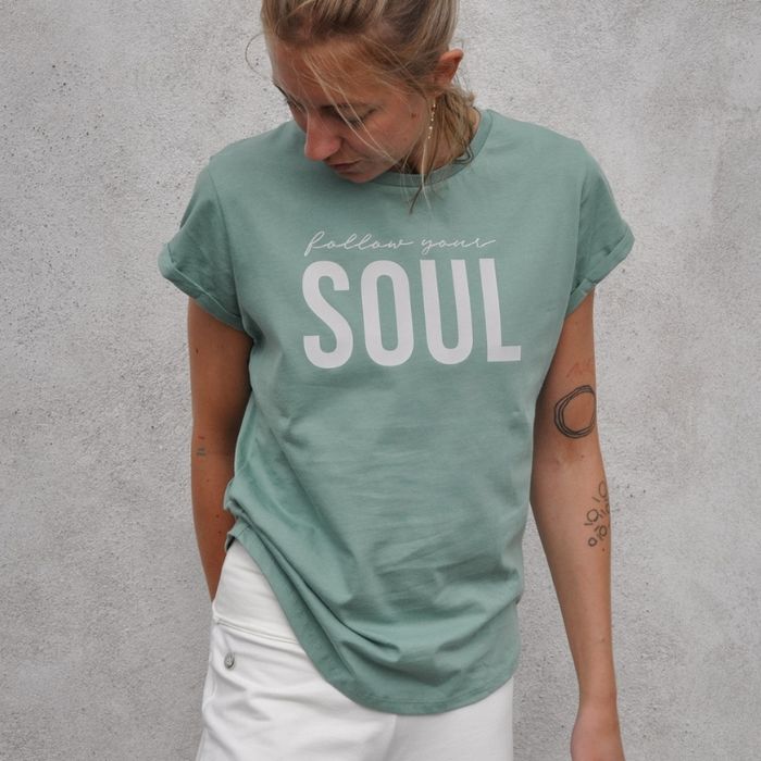 T-shirt "Follow Your Soul" Mintgrön - Soul Factory