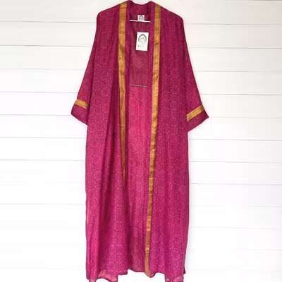 Kimono Uma återvunnen sari Nr 163