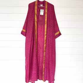 Kimono Uma återvunnen sari Nr 163