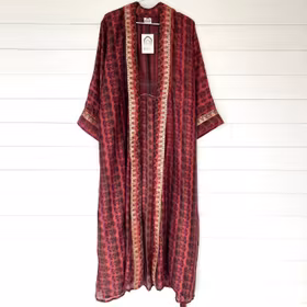 Kimono Uma återvunnen sari Nr 165