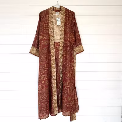 Kimono Uma återvunnen sari Nr 176